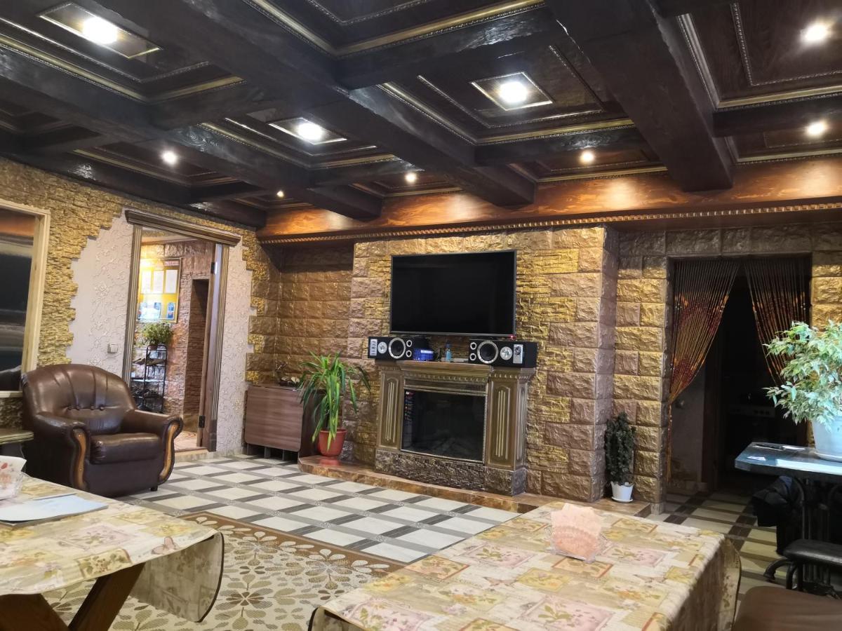 Kamen-na-Obi Imperia Guest House מראה חיצוני תמונה